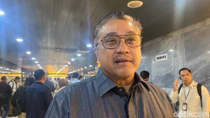 Bupati Pemalang Kena OTT KPK, Komisi II DPR Soroti Minimnya Gaji Kepala Daerah