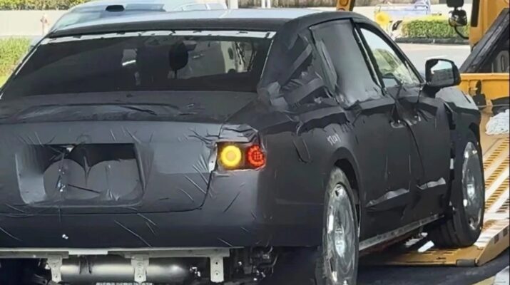 BYD Siapkan Dua Mobil Ultra-Mewah, Bidik Pasar Rolls-Royce Phantom dan Cullinan